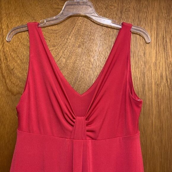 Evanese Fuschia Pink Sleeveless low cut Knee length Dress - size small - Picture 1 of 7